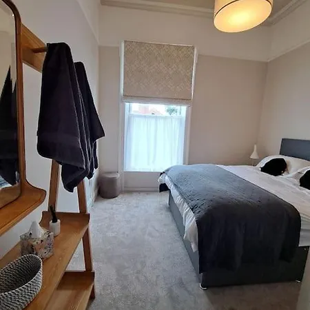 One Bed Terenure Village 15min To Centre Δουβλίνο