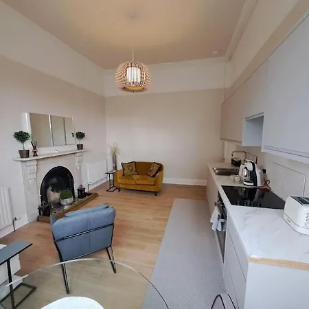 One Bed Terenure Village 15min To Centre Apartman Dublin